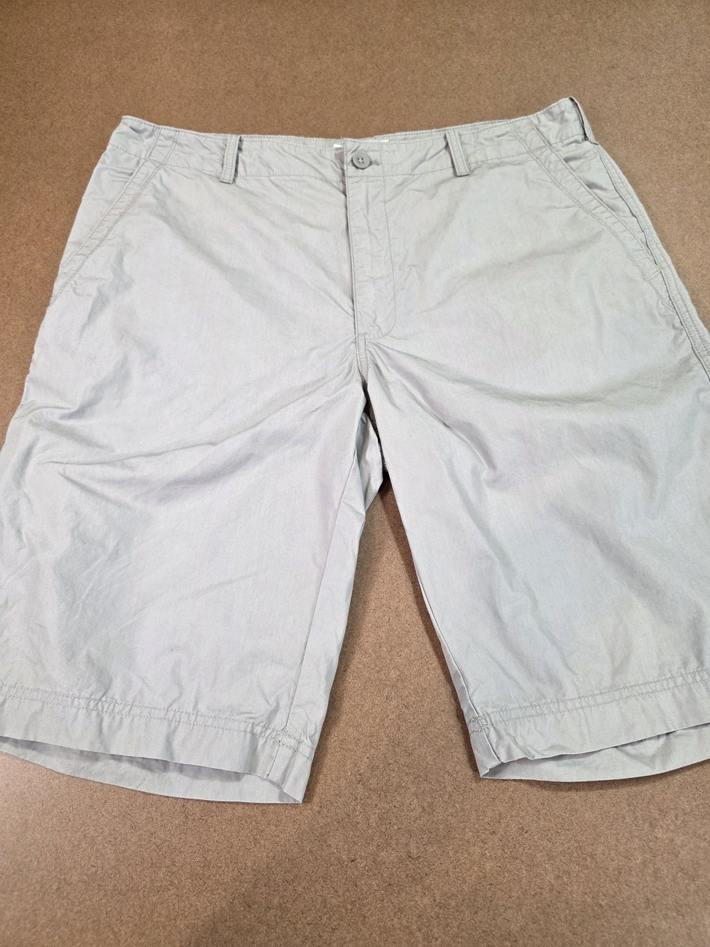 Calvin Klein Cotton Light Gray Flat Front Men's Shorts 36